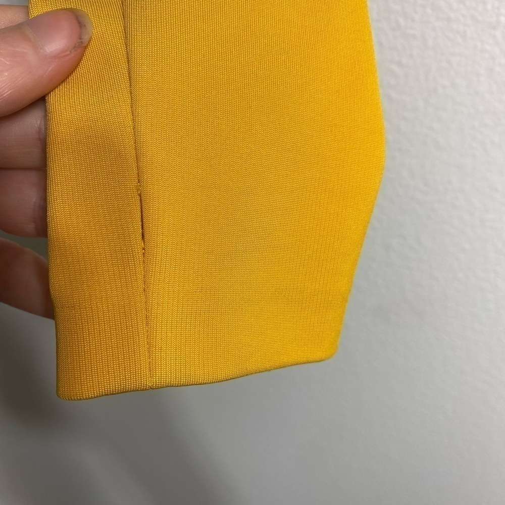 CUSHNIE ET OCHS Issa Yellow Off-The-Shoulder Cross Panel Crop Top SzM /US6 - Picture 9 of 16